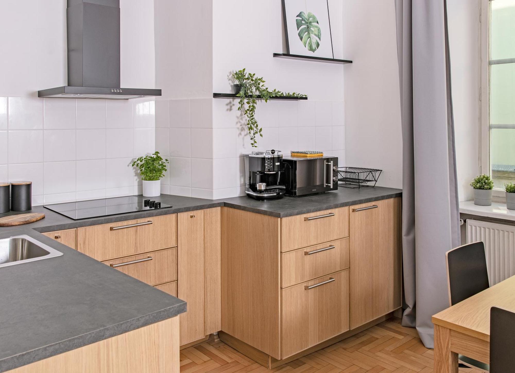 3d Florianska 15 *